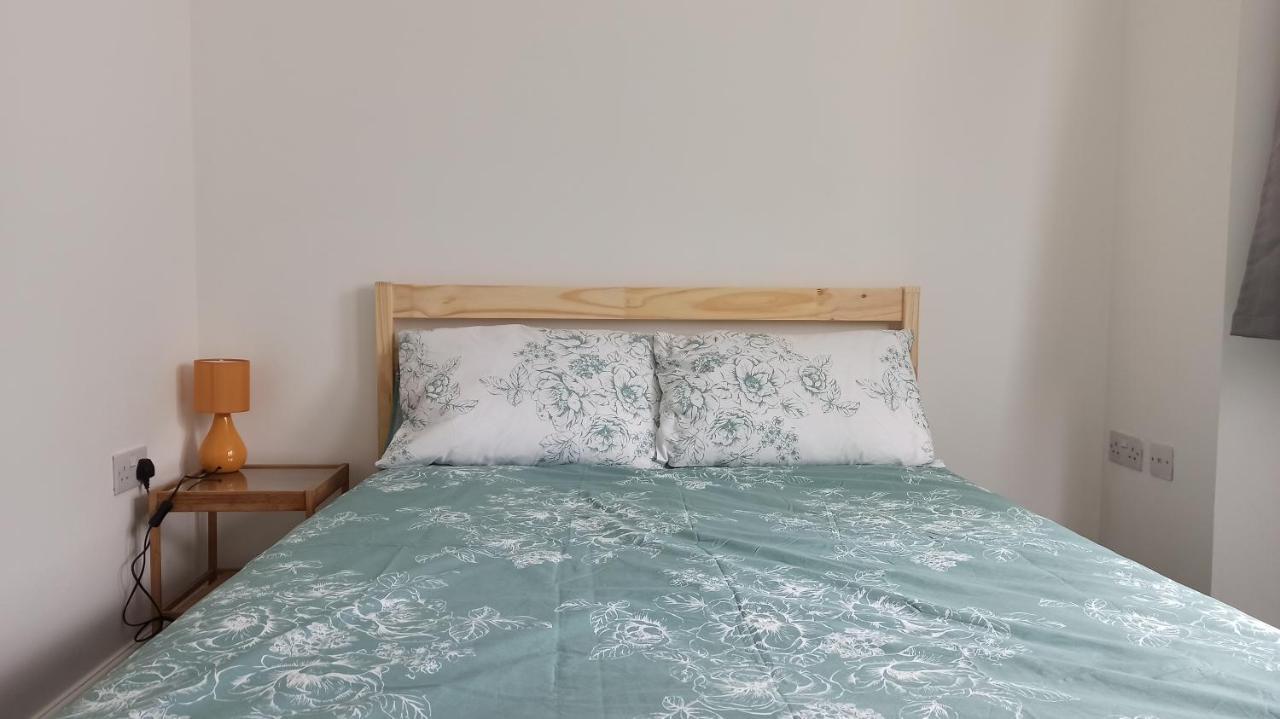 Bright, Chilled Ensuite Db Room In A Shared Flat! Londres Exterior foto