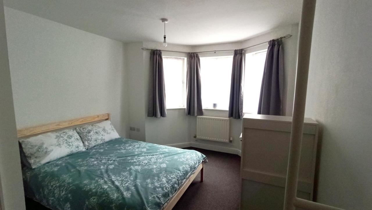Bright, Chilled Ensuite Db Room In A Shared Flat! Londres Exterior foto